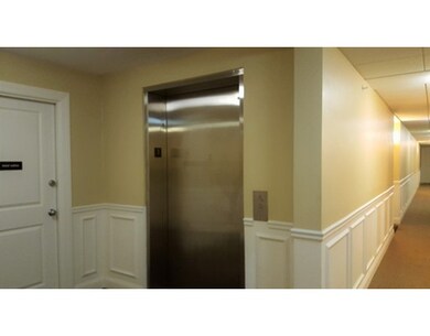 545 Page St unit 307, Stoughton, MA 02072 - photo 4