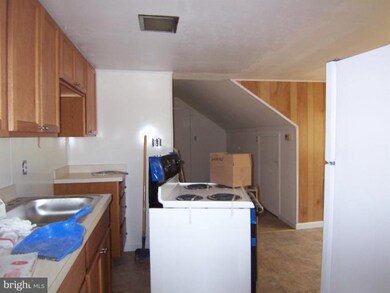 20247 Point Lookout Rd unit 4, Great Mills, MD 20634 - photo 6