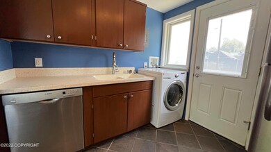 1801 Richardson Dr, Anchorage, AK 99504 - photo 6