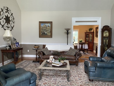 1211 Union St, Shelbyville, TN 37160 - photo 2