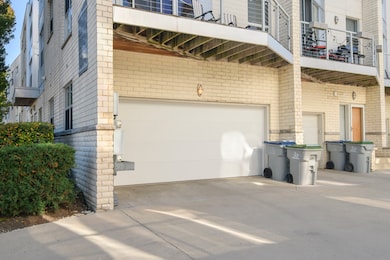 2114 N Commerce St unit 2114, Milwaukee, WI 53212 - photo 4