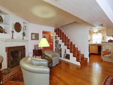 Den/Family/Great Room