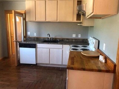 1300 NW Highland Ave, Grants Pass, OR 97526 - photo 4