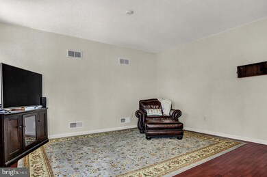 30 Dougherty Dr, Lemoyne, PA 17043 - photo 5