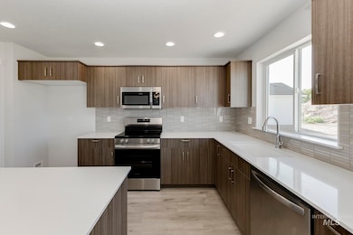 2333 W Opalite Dr, Kuna, ID 83634 - photo 4