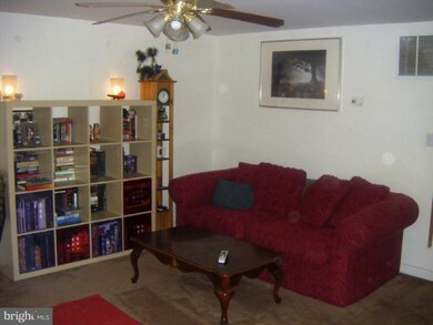 3113 Bero Rd, Halethorpe, MD 21227 - photo 6