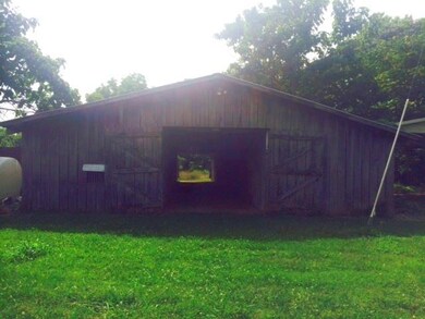 211 Hanna Rd, Prospect, TN 38477 - photo 6