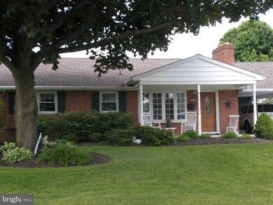 17208 Cloverleaf Rd, Hagerstown, MD 21740 - photo 3