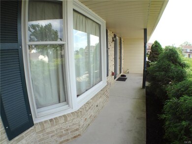 1838 Belleview Cir, Whitehall, PA 18052 - photo 4