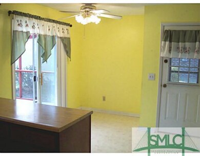 Kitchen. Bright and airy breakfast area that opens