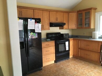 48 Pontiac St, Hyannis, MA 02601 - photo 3