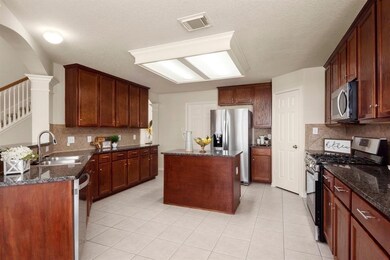 503 Pinewood Ridge Dr, Spring, TX 77386 - photo 4