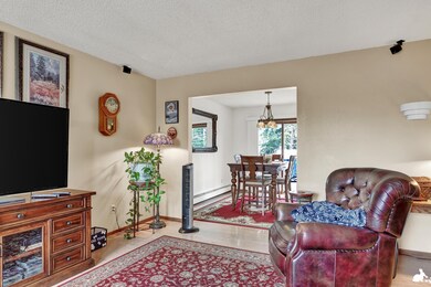 10_LivingDining