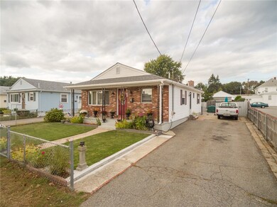 18 W Cute St, Pawtucket, RI 02860 - photo 4