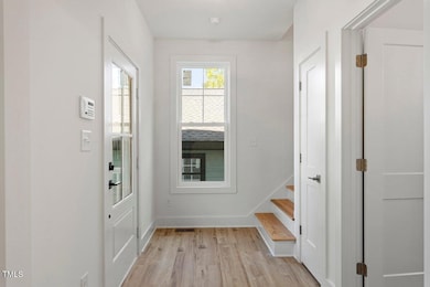 811 Fargo St 2136243_07