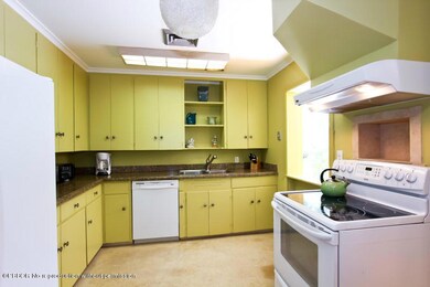 7 Kitchen