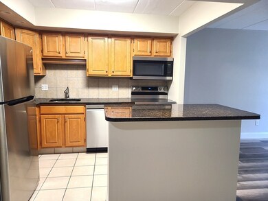 576 Washington St unit 202, Weymouth, MA 02188 - photo 7