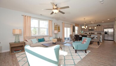 HUGE, Open Layout!