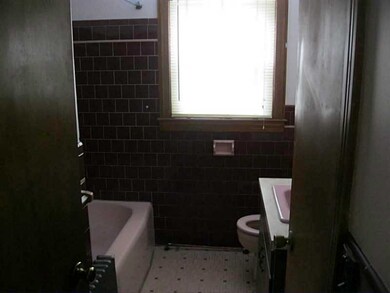 19 Flanders St, Johnston, RI 02919 - photo 6