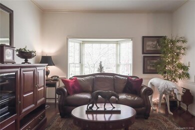 natural light from bay window (end unit)