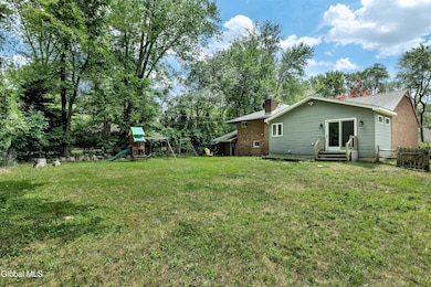 P1484561