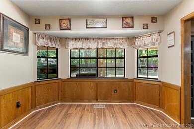 7818 S Park Ave, Broken Arrow, OK 74011 - photo 5