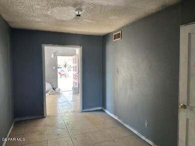 7867 Laura Way, El Paso, TX 79915 - photo 4