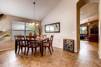 4709 E Jaeger Phoenix AZ 85050-large-006
