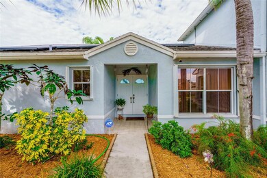 7251 SW 39th Ct, Davie, FL 33314 - photo 4