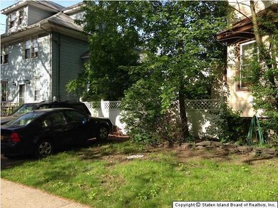 27 Delafield Place, Staten Island, NY 10310 - photo 3