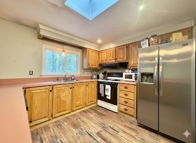 9 Juniper Cir, Rockland, MA 02370 - photo 5