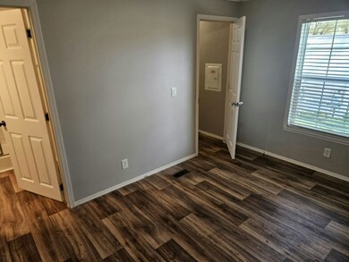 26031 Gary St unit RV100, Taylor, MI 48180 - photo 5