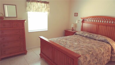 Guest bed room: dressed in a neutral decor,ceramic
