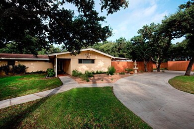 1000 Franklin Dr, San Marcos, TX 78666 - photo 2