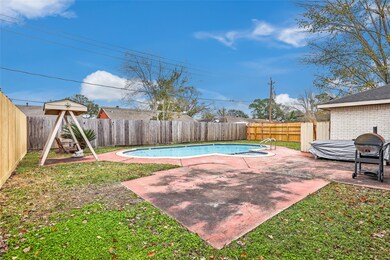 11611 Kirkhollow Dr, Houston, TX 77089 - photo 3