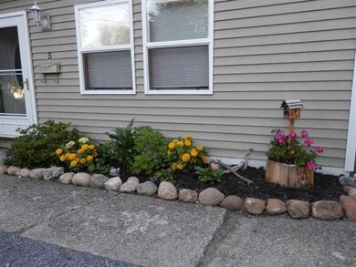 Yard/Garden Flower bed in front
