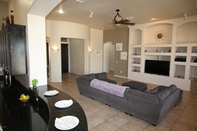 Open kitchen & great room