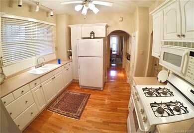 Great Kitchen and Area