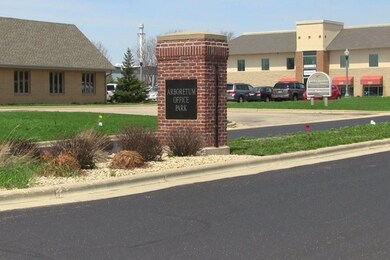 1122 Stephenson Ln, Waunakee, WI 53597 - photo 5