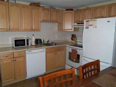 269 Chicopee St unit 6, Chicopee, MA 01013 - photo 4