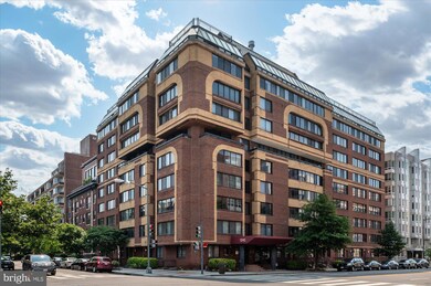 Park Princess/Logan Park unit 614, Washington, DC 20005 - photo 2