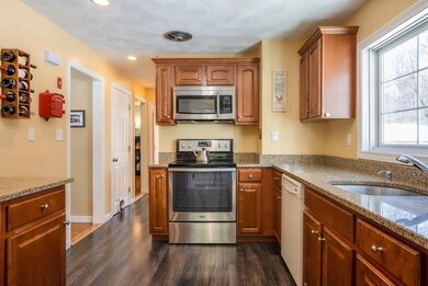 42 Swain Rd, Wilmington, MA 01887 - photo 2
