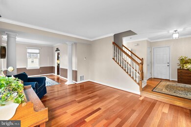 2803 Erics Ct, Crofton, MD 21114 - photo 4