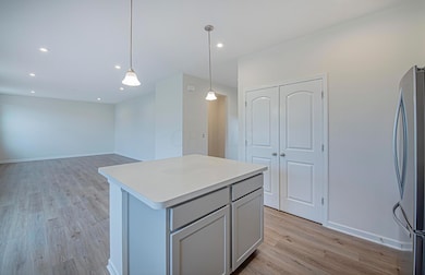 6 Kitchen