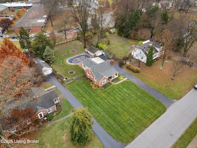 7108 Wesboro Rd, Louisville, KY 40222 - photo 2