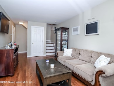11 Cooper Terrace unit 51, Staten Island, NY 10314 - photo 4