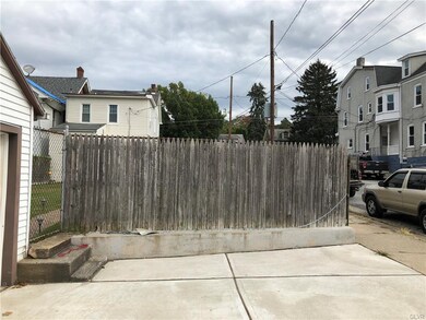 636 Wyandotte St, Bethlehem, PA 18015 - photo 4