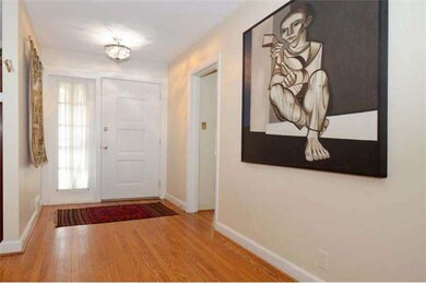 822 Morris Ave, Bryn Mawr, PA 19010 - photo 2