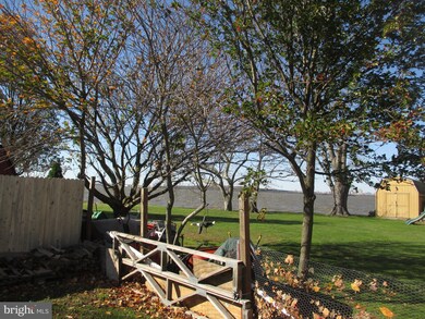 24 W Maple Ave, Penns Grove, NJ 08069 - photo 4