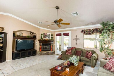 06 Family Room